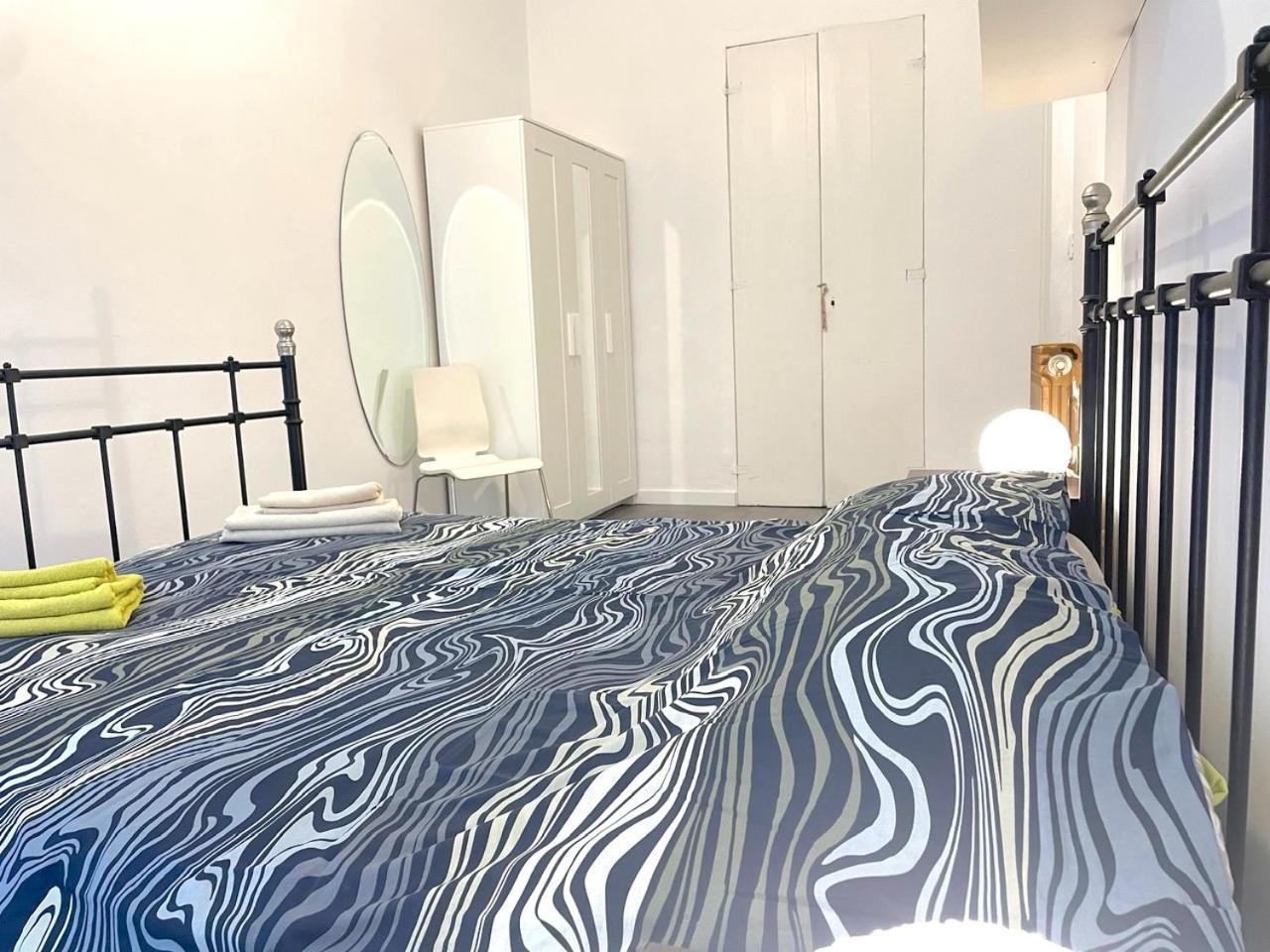 Anselmo Max Apartment Торино Екстериор снимка